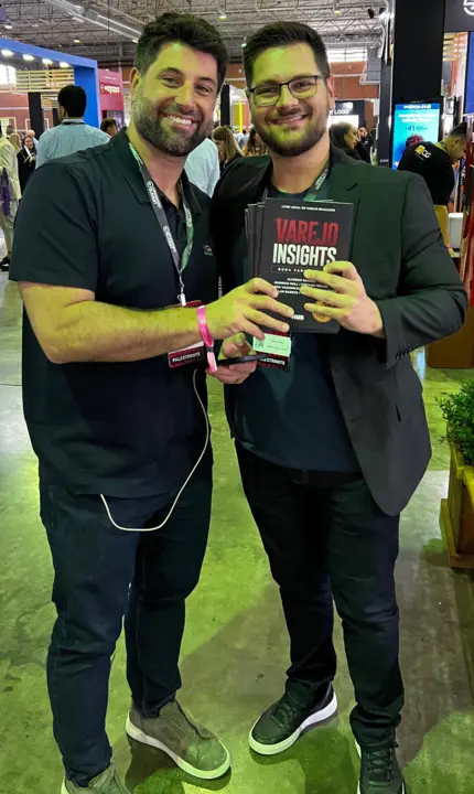 Stefano em evento do varejo